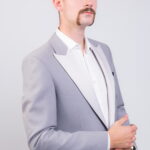 The Ash DJ Peak Grey Silk White